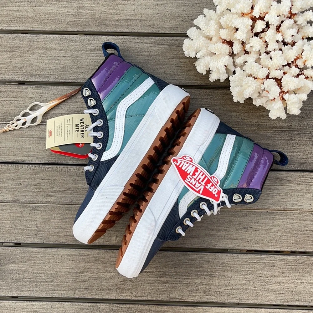 Vans Women's Multi-Color High-Top Winter Boots USED. No longer has tags.